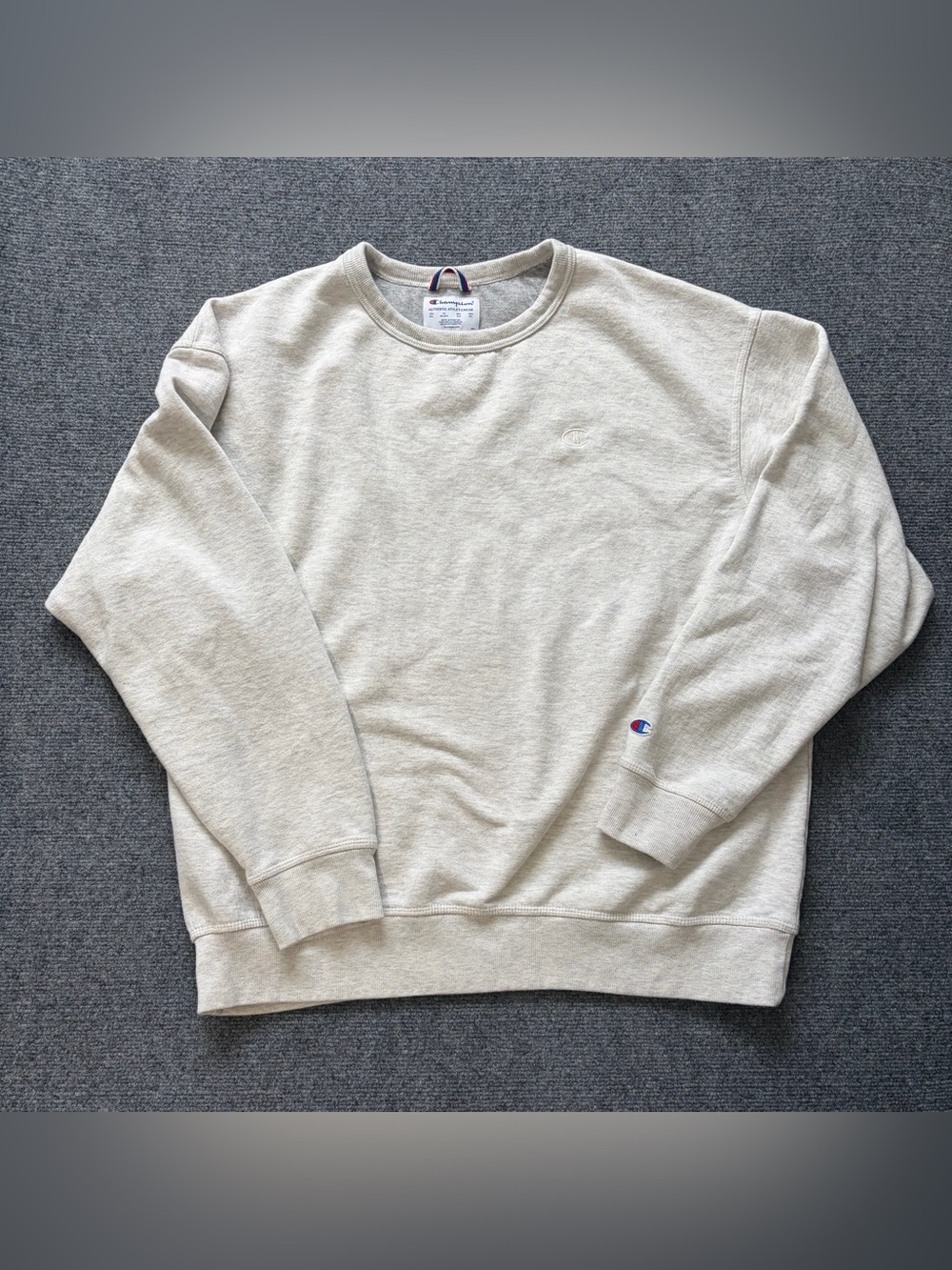 Champion Men’s 2XL Gray Crewneck Sweatshirt Embroidered Logo Authentic Athleticw